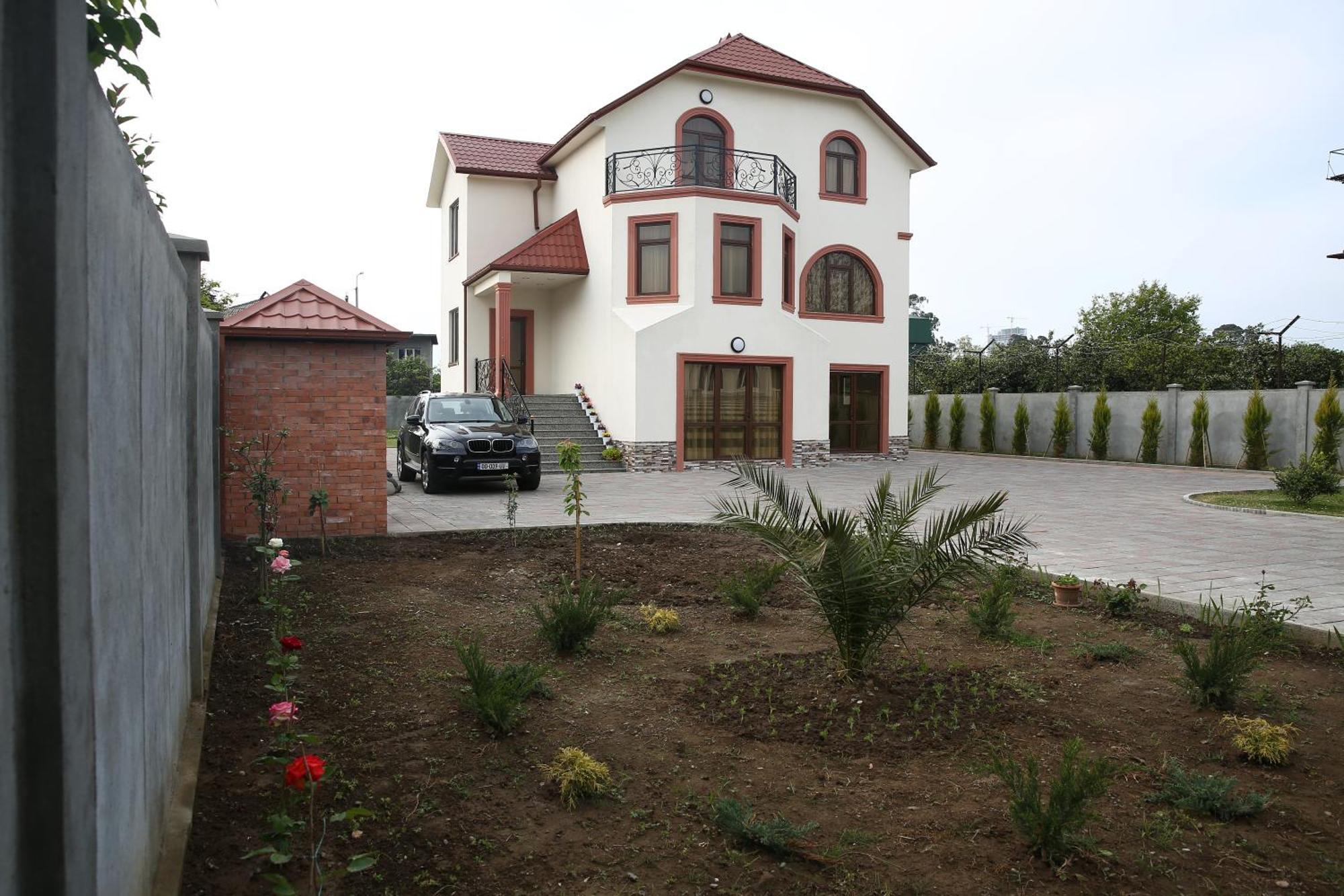 Villa Mariana Batumi Bagian luar foto