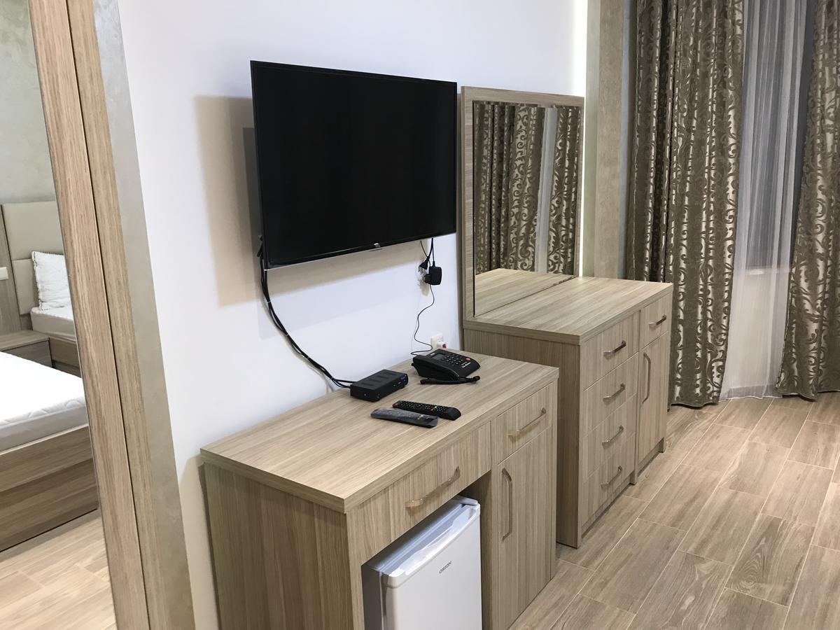 Villa Mariana Batumi Bagian luar foto
